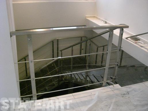 Заказать изготовление лестниц на металлическом каркасе от компании State-Art по выгодным ценам в Москве